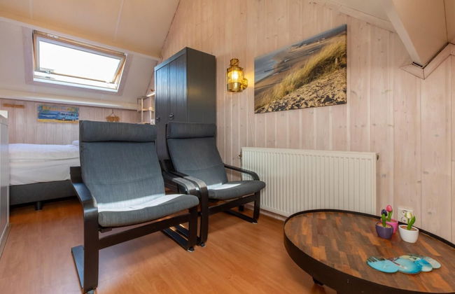 Studio in Zoutelande Near Stunning Beaches - Photo 13