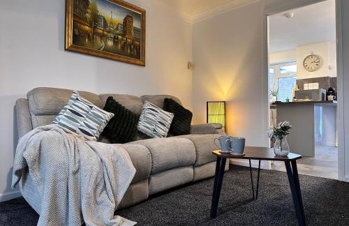 Detached 3-Bedroom Home in a Quiet Derby Neighbourhood in Mickleover - Foto 30