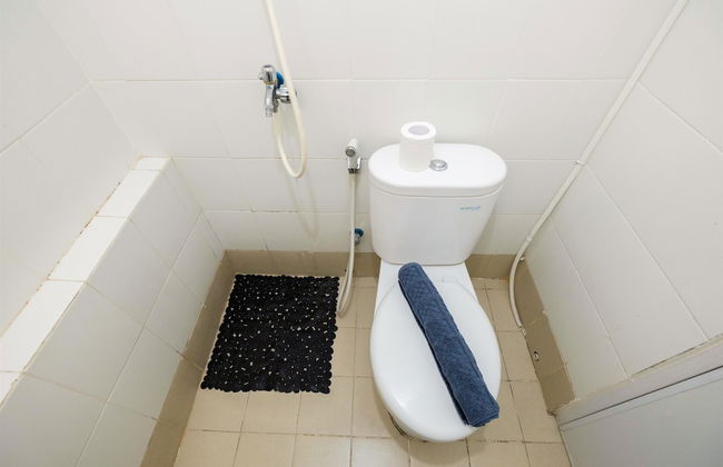 Homely 2 Bedroom at Bassura City Apartment By Travelio - Foto 18