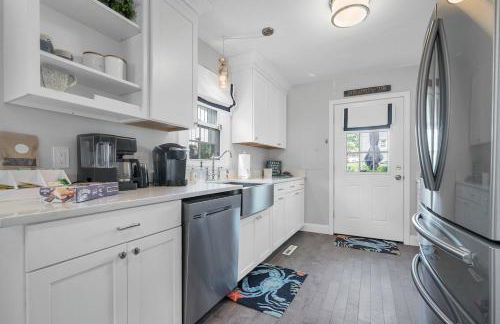 Adorable Beach Cottage - Private Beach Association - Foto 13