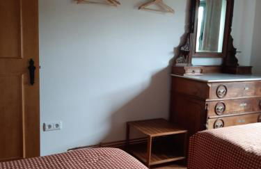 Beautiful house and garden at Serra da Estrela, perfect for groups and families - Foto 13