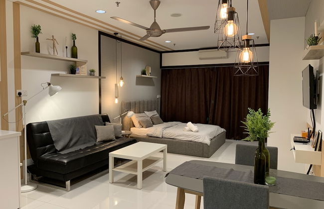 Mercu Summer Suites Freluxe Homestay - Foto 4