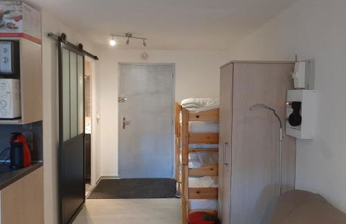 Studio rénové, calme avec Terrasse S-O, prestations de qualité - Résidence Les Adraits - Foto 7