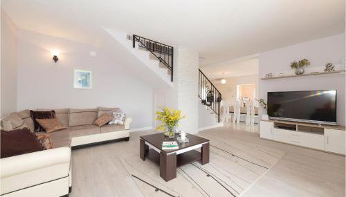 Awesome Home In Radosic - Foto 3