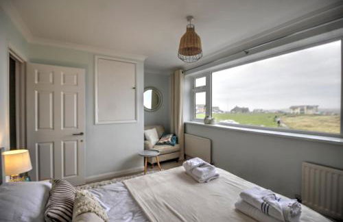 Amazing sea views and hot tub - Photo 22