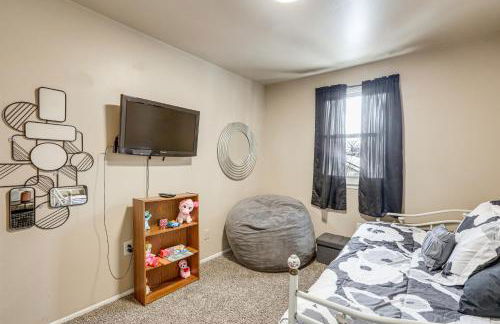 Walk to Mall and Train Station! Philly Suburb Stay - Foto 20