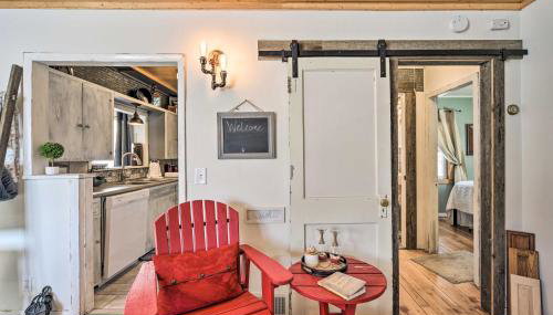 Family Home - Walk to Town and Balsam Lake! - Foto 5