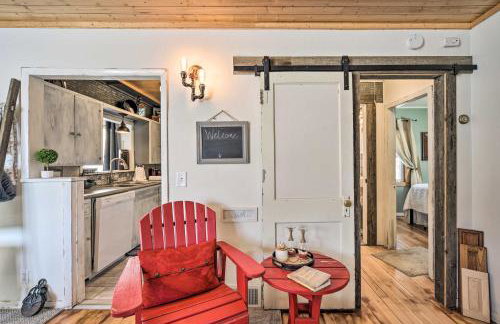 Family Home - Walk to Town and Balsam Lake! - Foto 5