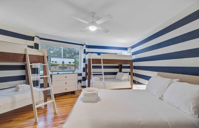 Private Pool, Putting Green & Steps to Isle of Palms Beach Paradise on Palm - Foto 21