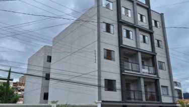 Jeito Mineiro, privacidade para família e grupos -2 quartos- melhor custo-benefício, garagem, sala com cozinha integrada, aconchegante, ambiente moderno e funcional, wi-fi veloz gratuito, próximo ao Parque das Águas-Calçadão e tudo que a cidade oferece - Foto 3