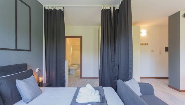 Black Loft Como by Rent all Como - Foto 5, Habitación