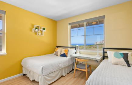 Sleeps 16 2 Homes Ocean Views Shared Pool Gym Near the Beach AvantStay - Foto 24