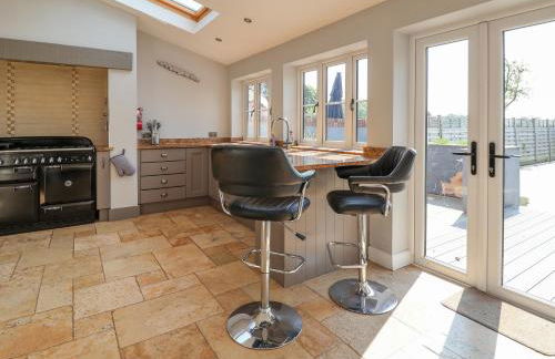 Dolly's House - Photo 13