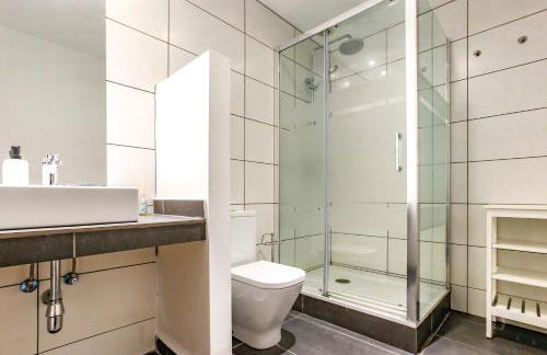 Tranquil large 6 bedroom family Villa sleeps 20 near sitges - Photo 49