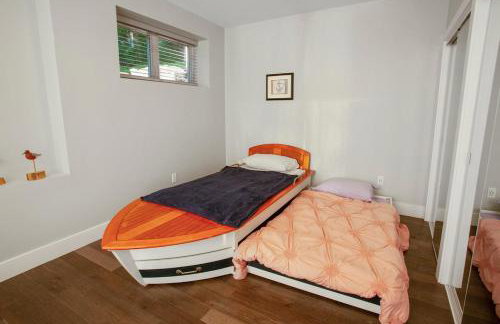 Lakeside Lodge with Studio Apartment - Foto 33