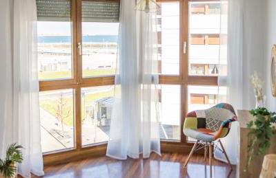 MyHouseSpain - Playa de poniente, con vistas al mar y parking gratuito - Foto 15