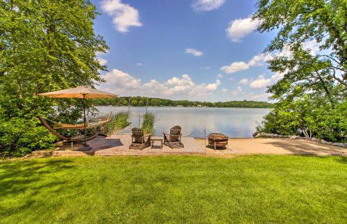 Year-Round Waterfront Getaway Lake Access and Dock! - Foto 1