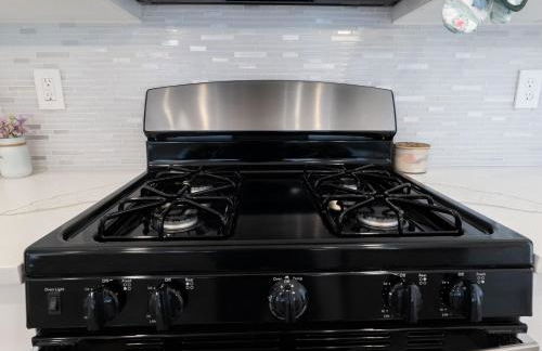 4 New Apts - 3 Bed Apt 1st Floor & 3 Bed Apt 2nd Floor - 1 Bed Studio Apt Ground Floor & 1 Bed Studio Apt Ground Floor near Penn Station EWR Airport Beth Israel Hospital Manhattan NYC - Foto 49