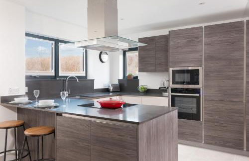 Lakeside property with spa access on a nature reserve Sand Martin BV07 - Photo 3