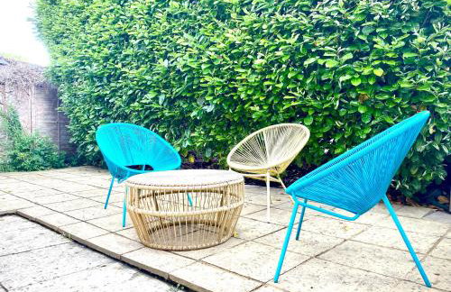 NEW! Luxury YELLOW HOUSE Bright Modern Detatched Home with PRIVATE PARKING, NETFLIX Close Luton, M1, and AIRPORT Ideal for Families, Professionals, Consultants, LONGER STAY OPTIONS - Foto 12