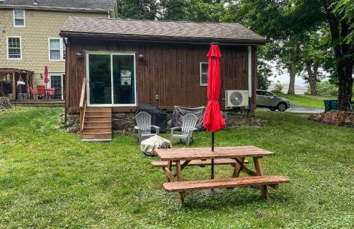 Cozy Cabin Gateway with Pool and Firepit - Foto 18