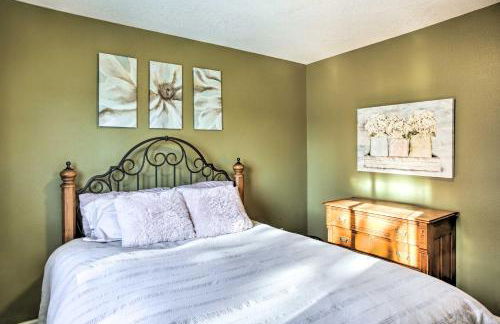 Cozy Getaway with Yard and Patio 4 Mi to Hayden Lake! - Foto 16