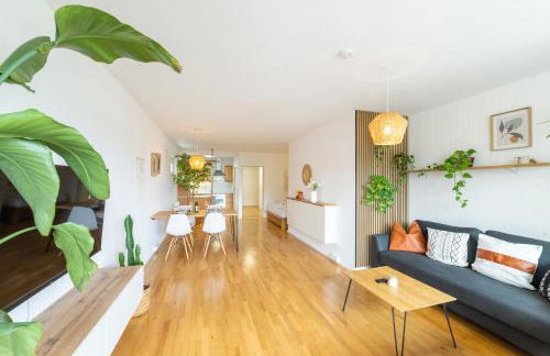 Best Butler * Bohemian Spirit In the Alps * Netflix - Photo 22