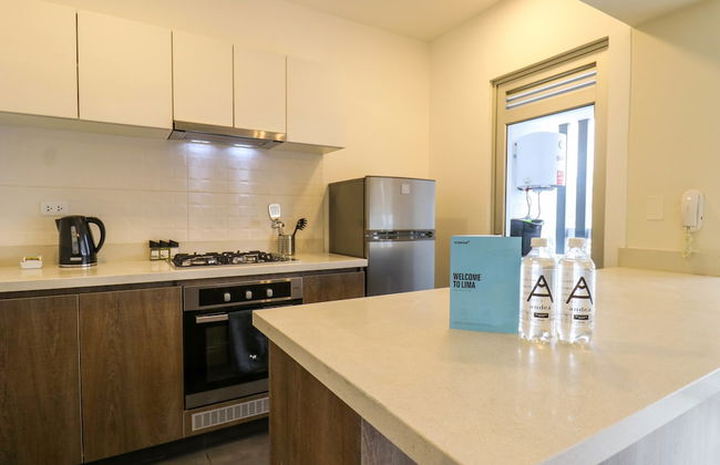 w Admirable 2BR w Modern Balcony in Miraflores - Photo 10