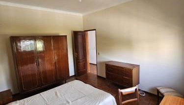 Only Room, Habitacion Lujo Cama Doble 5 min aeropuerto - Foto 1