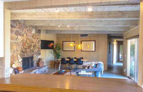 Pool and Mtn View! Designer Borrego Springs Hideaway - Foto 8