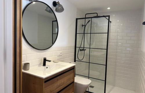 PRAGA 2 - Encantadora casa con piscina y vistas al bosque! - Foto 33