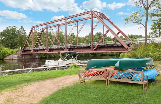 Four Seasons Island Resort - Photo 71