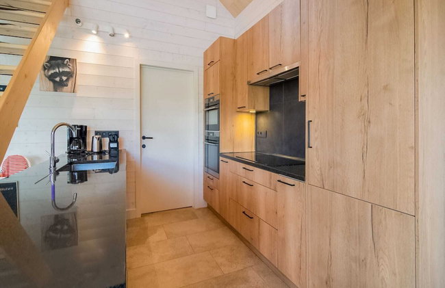 Idyllic Chalet in Biron with 2 Hot Tubs & Sauna - Photo 10