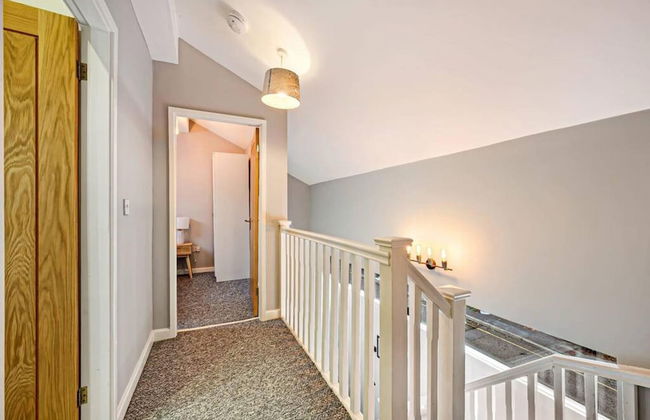 Host Apartments The Georgian Coach House 2 - Photo 39