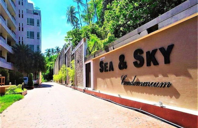 Sea and Sky Condominium by Lofty - Photo 30