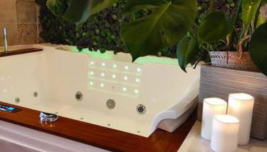 La Cabana Agréable logement avec Jacuzzi/Balnéo - Photo 2