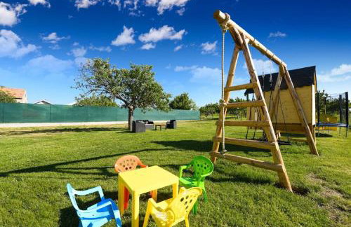 Beautiful Villa Petra with Summer Kitchen and Pool - Foto 14