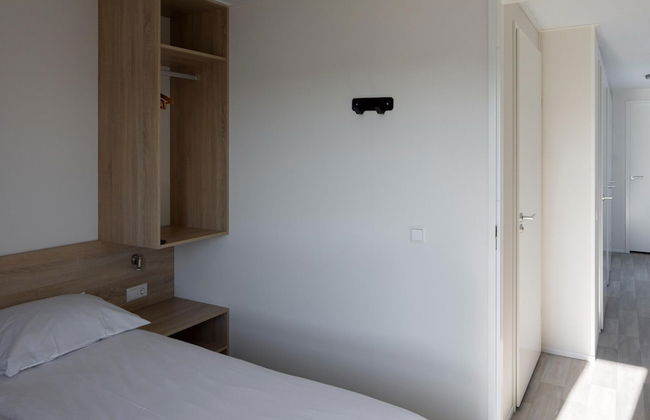 Villa in Nieuwvliet Near Beach Resort - Photo 4