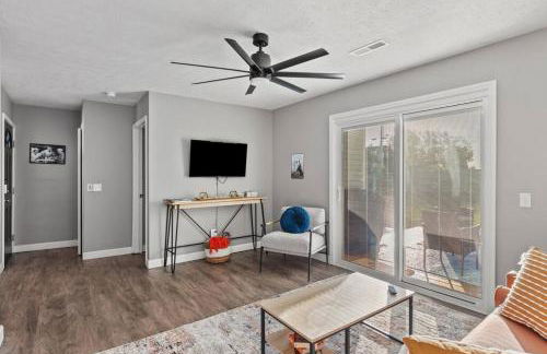 The Luxe/Hot Tub/Putt Putt/10 Miles Shaker Village - Foto 26