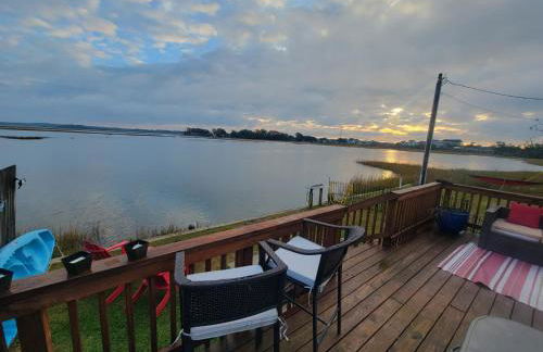 Marsh House, HOT TUB, Waterfront, KING bed, Close to Lejeune, - Foto 34