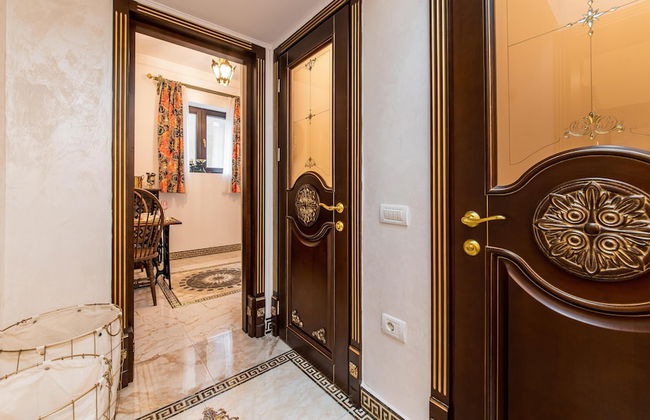 Ussr City Center Luxurious Apartment , Lives the Life of Soviet Generals - Foto 37