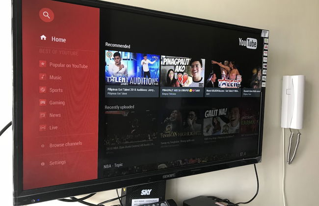 Condo Unit With Balcony in Manila - Photo 15