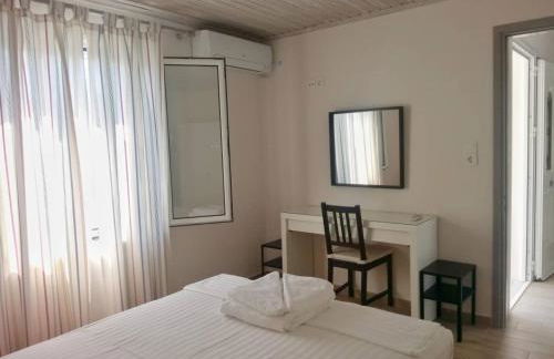 Home by the sea - Photo 5