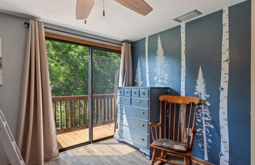 Serene Lakeside Retreat- 3 Bdr Romantic Getaway - Foto 18