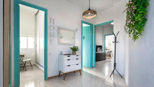 Penthouse with Terrace in the Heart of Valencia - Photo 3, Lobby or reception