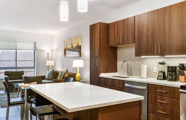 Bluebird Suites near Cleveland Clinic - Foto 9