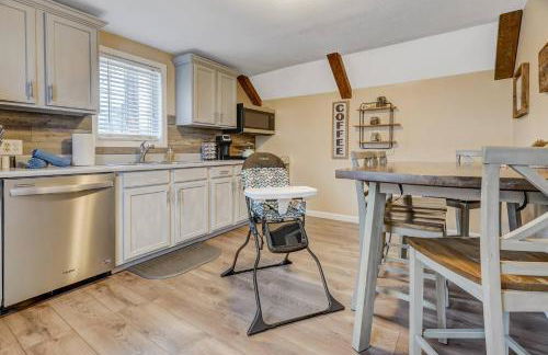 Downtown Launchpad for Urban Explorers | Fireplace - Foto 19