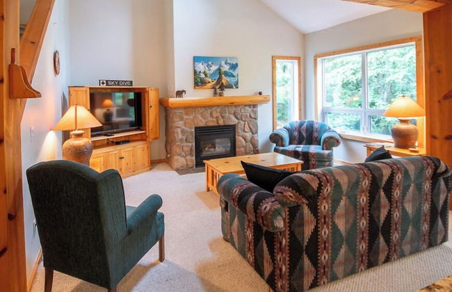 Stone Creek Chalet by Fernie Lodging CO - Photo 18