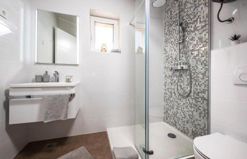 Stunning Home In Novalja With House Sea View - Foto 8