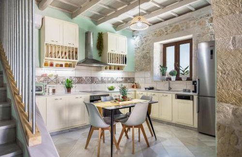 Butterfly, a historical villa with pool & hot tub! - Foto 26